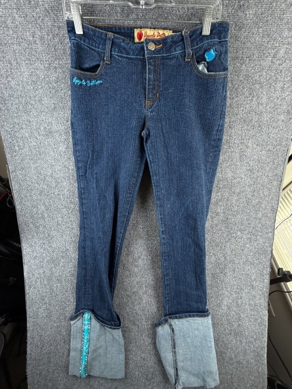 VTG APPLE BOTTOMS BLUE JEANS Women Size 7/8 Cotton Denim Stretch Embroidered